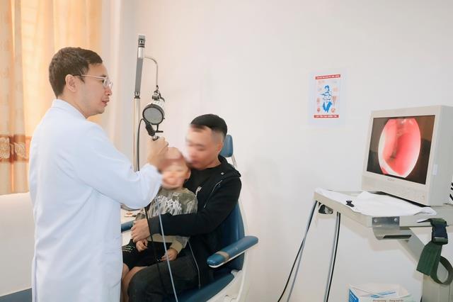 Răng mọc lạc chỗ có dấu hiệu gì?