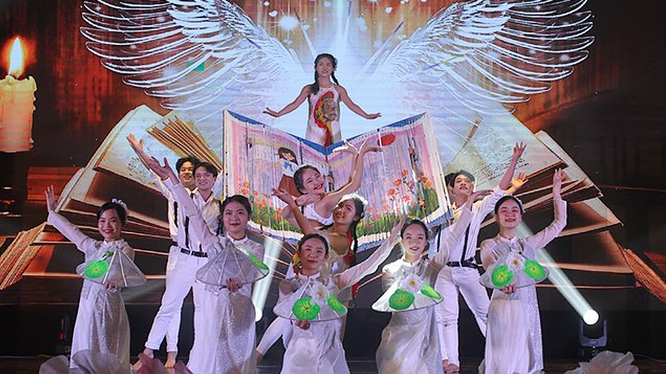 Chung kết toàn quốc cuộc thi “Giai điệu tuổi hồng”