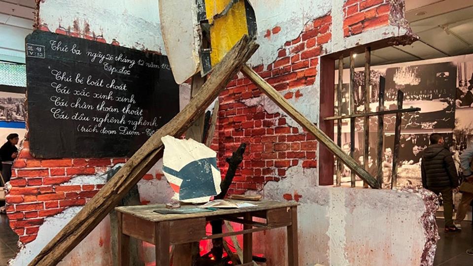 Trưng bày “Hà Nội 1972 - Khát vọng hòa bình”