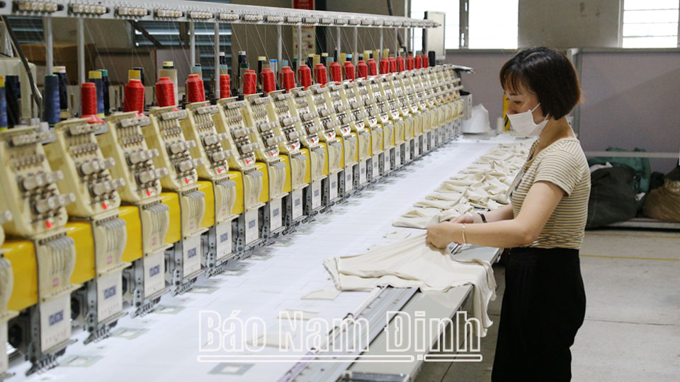 Liên đoàn Lao động thành phố Nam Định quan tâm, nâng cao đời sống người lao động