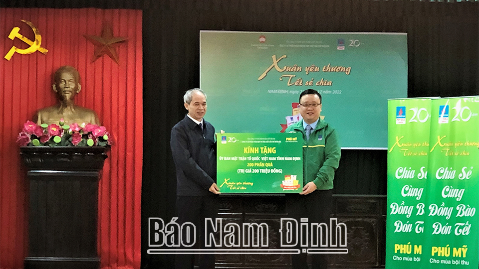 Chương trình "Xuân yêu thương - Tết sẻ chia"