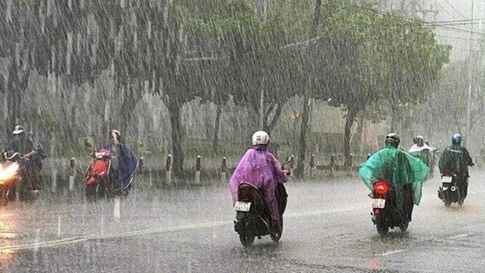 Không khí lạnh tăng cường, Bắc Bộ có mưa rào và dông