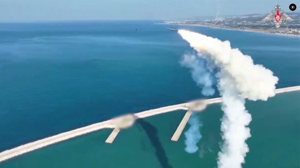 Nga thử nghiệm tên lửa siêu vượt âm trong cuộc tập trận trên biển Địa Trung Hải