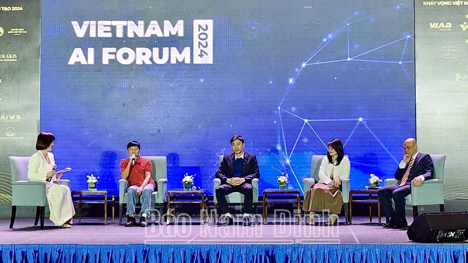 Học sinh Trường THPT Nguyễn Khuyến đoạt giải Nhì cuộc thi "Trí tuệ nhân tạo Việt Nam 2024"