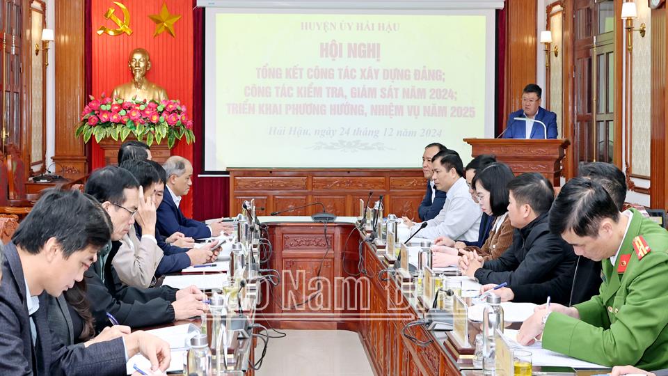 Huyện uỷ Hải Hậu triển khai nhiệm vụ trọng tâm năm 2025