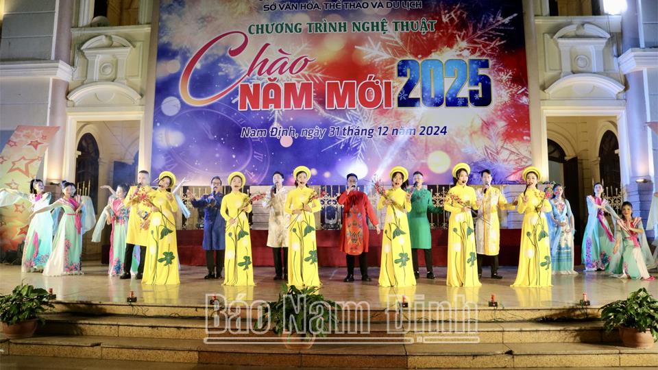 Chương trình nghệ thuật "Chào năm mới 2025"