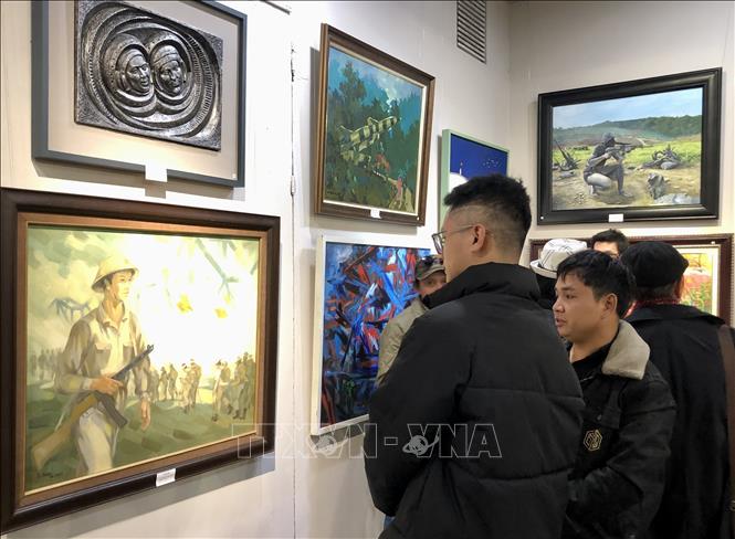 Vẻ đẹp người lính qua triển lãm “Chung bước quân hành 2024”