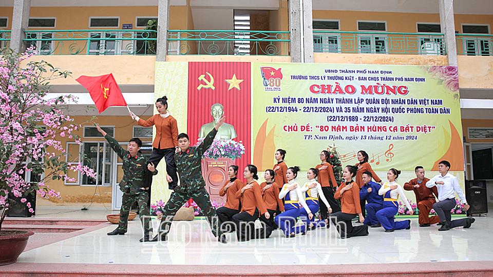 Giao lưu văn nghệ nhân kỷ niệm 80 năm Ngày thành lập Quân đội nhân dân Việt Nam