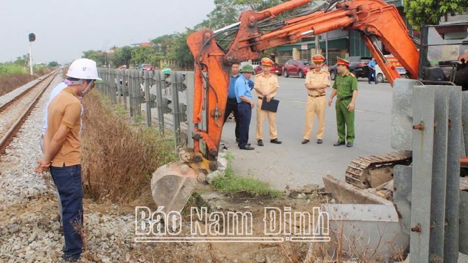 Đồng bộ các giải pháp bảo đảmtrật tự an toàn giao thông trên địa bàn tỉnh