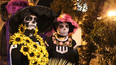 Rộn ràng Lễ hội Halloween phong cách Mỹ Latinh