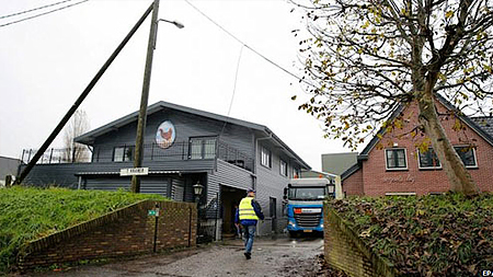 Châu Âu ngăn chặn nguy cơ lây lan dịch cúm gia cầm