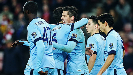 Aguero tỏa sáng giúp Man City đè bẹp Sunderland