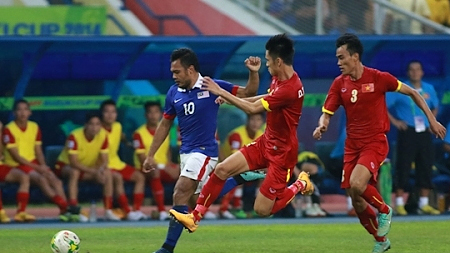 AFF SUZUKI CUP: Đội tuyển Việt Nam giành lợi thế