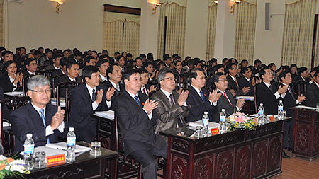 Nghị quyết về việc quy định phân cấp quản lý tài sản Nhà nước tại các cơ quan Nhà nước, đơn vị sự nghiệp công lập, tổ chức chính trị, tổ chức chính trị - xã hội, tổ chức chính trị - xã hội - nghề nghiệp, tổ chức xã hội, tổ chức xã hội - nghề nghiệp thuộc địa phương quản lý