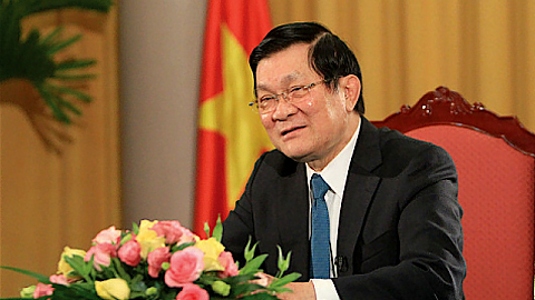 Vượt qua mọi khó khăn, thử thách, vững bước đưa đất nước tiếp tục tiến lên