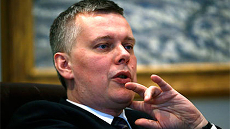 Bộ trưởng Quốc phòng Ba Lan: Cung cấp vũ khí cho Ukraine sẽ làm leo thang chiến sự ở Donbass