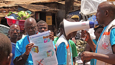 Số ca nhiễm Ê-bô-la mới tại Tây Phi tăng nhanh trở lại