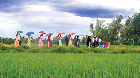 Cơ sở để xây dựng hôn nhân và gia đình tiến bộ