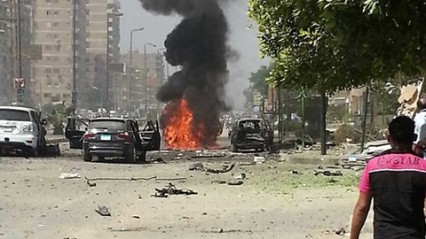 Liên tiếp nổ bom khủng bố đẫm máu ở Ai Cập