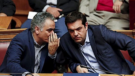 Quốc hội Hy Lạp thông qua gói cải cách thứ hai để đổi lấy cứu trợ