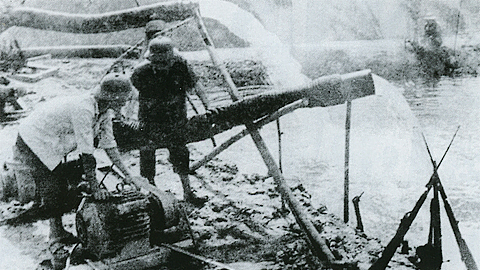 Nâng cao sức chiến đấu của Đảng bộ, tích cực thúc đẩy quan hệ sản xuất mới - (Kỳ 3)