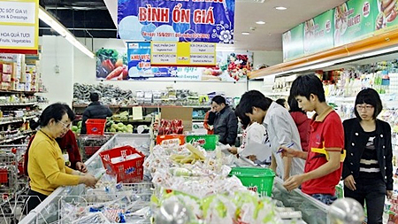 Tháng cuối năm, nhiều nhóm hàng giá ổn định