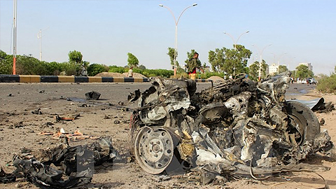 Đánh bom xe liều chết nhà Cảnh sát trưởng A-đen, Y-ê-men