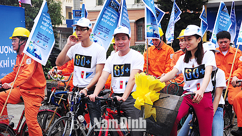 Ánh sáng cho những mùa xuân