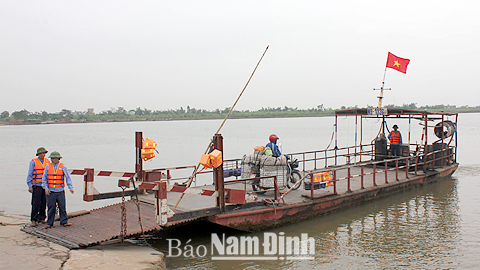 Đảm bảo trật tự an toàn giao thông đường thuỷ nội địa phục vụ lễ hội Xuân Bính Thân và các lễ hội trong năm 2016
