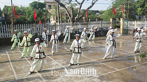 Lan toả sâu rộng phong trào "Tuổi cao gương sáng"
