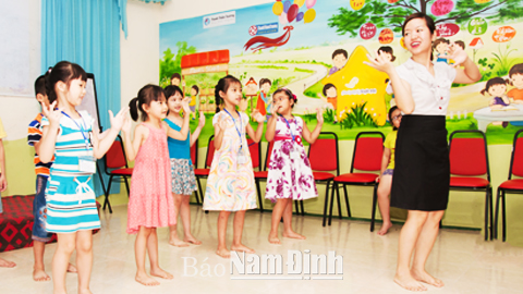 Giáo dục kỹ năng sống cho trẻ em trong dịp hè