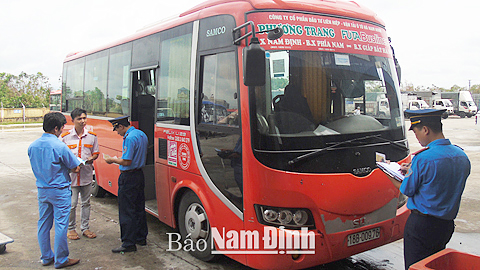 Kiểm soát chặt chẽ điều kiện an toàn kỹ thuật của ô tô khách