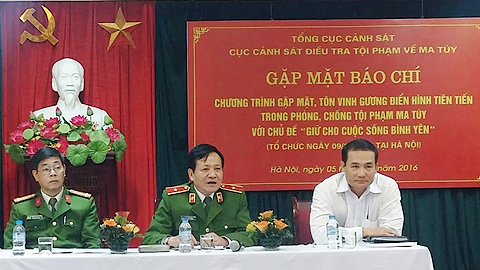 Tôn vinh 132 điển hình tiên tiến trong phòng, chống tội phạm ma túy