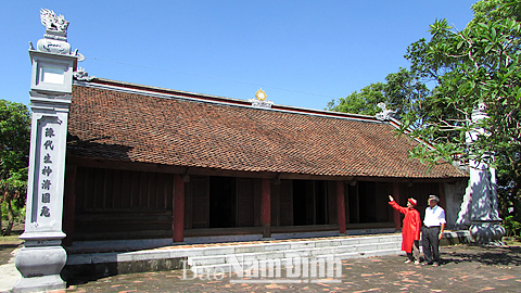 Các di tích thờ vua và danh tướng thời Đinh