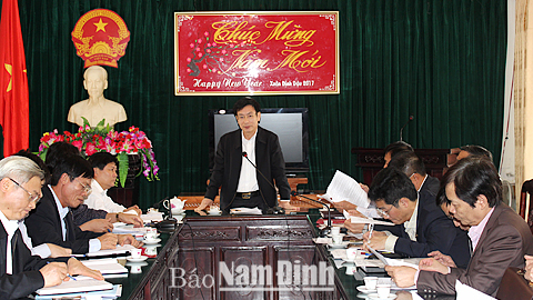 Thống nhất phương án hỗ trợ huyện Nghĩa Hưng đẩy nhanh tiến độ xây dựng nông thôn mới