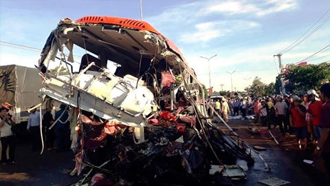 Thăm hỏi, động viên gia đình các nạn nhân vụ tai nạn giao thông tại Gia Lai