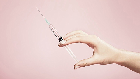 Tạm biệt các loại mỹ phẩm, vắc xin trị mụn sắp ra đời