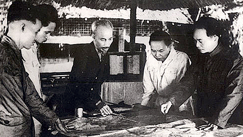 Những năm tháng làm việc bên anh Trường Chinh (kỳ 11)