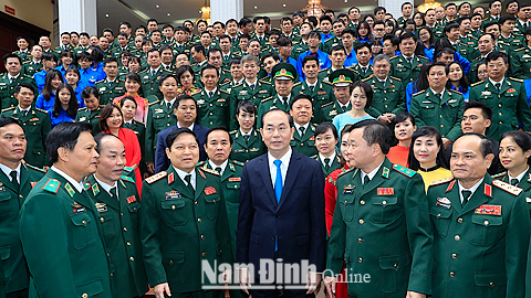 Quân đội nhân dân anh hùng của dân tộc Việt Nam anh hùng