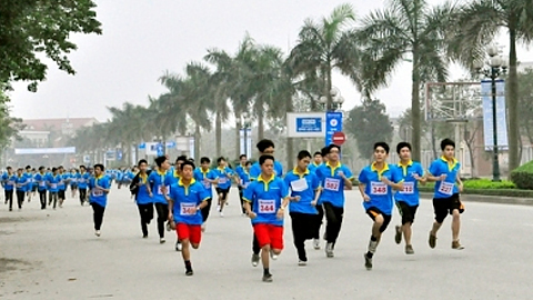 Tổ chức Ngày chạy Ô-lim-pích vì sức khỏe toàn dân 2018