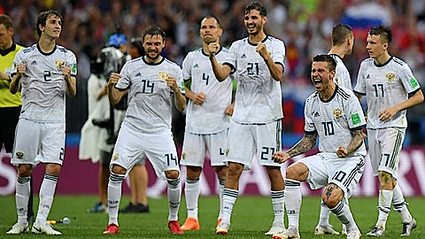 Dựng lá chắn thép, Nga thắng Tây Ban Nha 4-3 trên chấm phạt đền