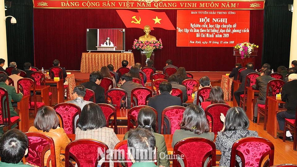 Hội nghị trực tuyến toàn quốc nghiên cứu, học tập chuyên đề năm 2019 về Học tập và làm theo tư tưởng, đạo đức, phong cách Hồ Chí Minh