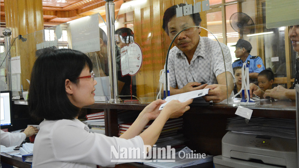 Gia tăng dịch vụ tín dụng bán lẻ