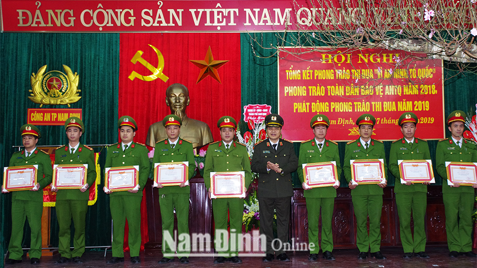 Công an Thành phố Nam Định tổng kết phong trào thi đua "Vì an ninh Tổ quốc"