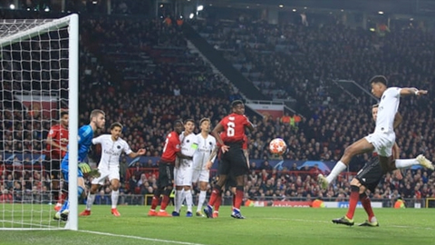 Đánh bại MU, PSG đặt một chân vào vòng tứ kết
