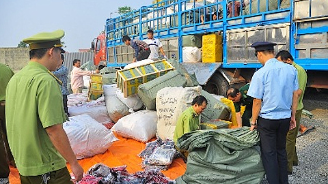 Kiên quyết không hình thành các tụ điểm tập trung hàng lậu, hàng giả