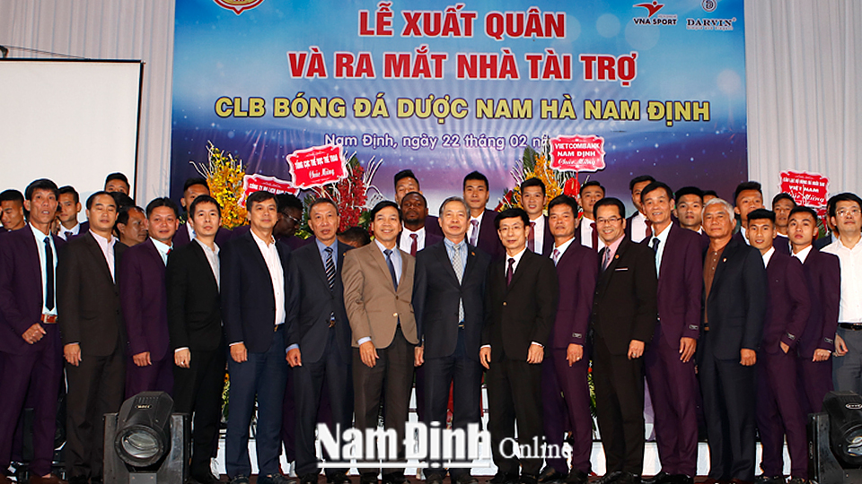 Câu lạc bộ bóng đá Dược Nam Hà Nam Định tổ chức lễ xuất quân và ra mắt nhà tài trợ