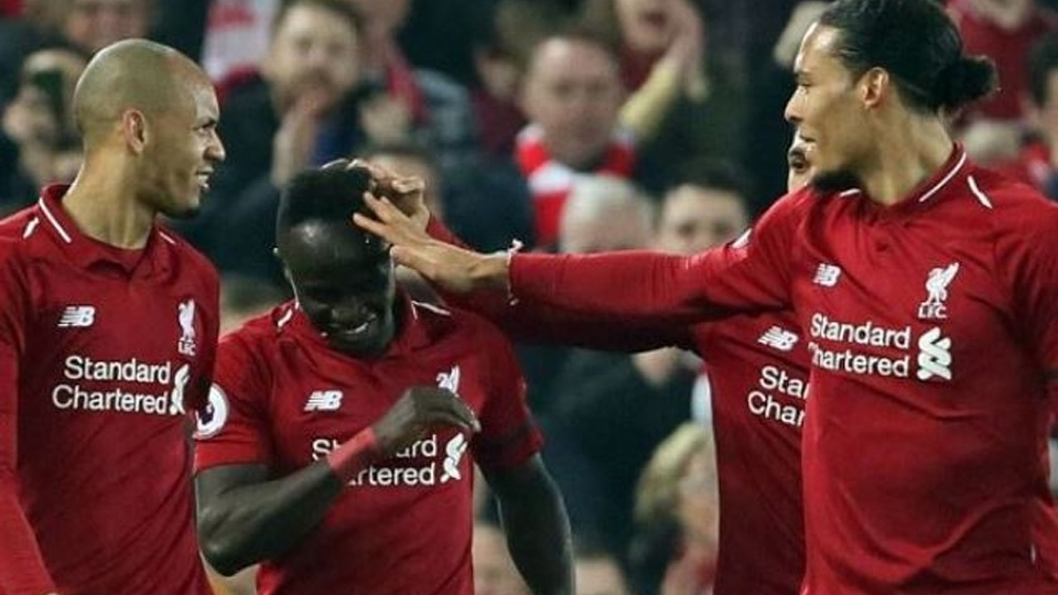 Liverpool và Man City cùng thắng