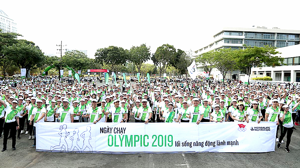 Herbalife ghi dấu năm thứ 4 đồng hành cùng ngày chạy Olympic toàn dân