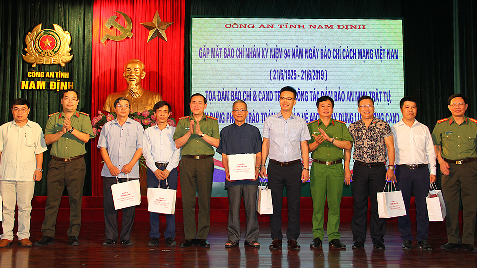 Công an tỉnh gặp mặt các cơ quan báo chí